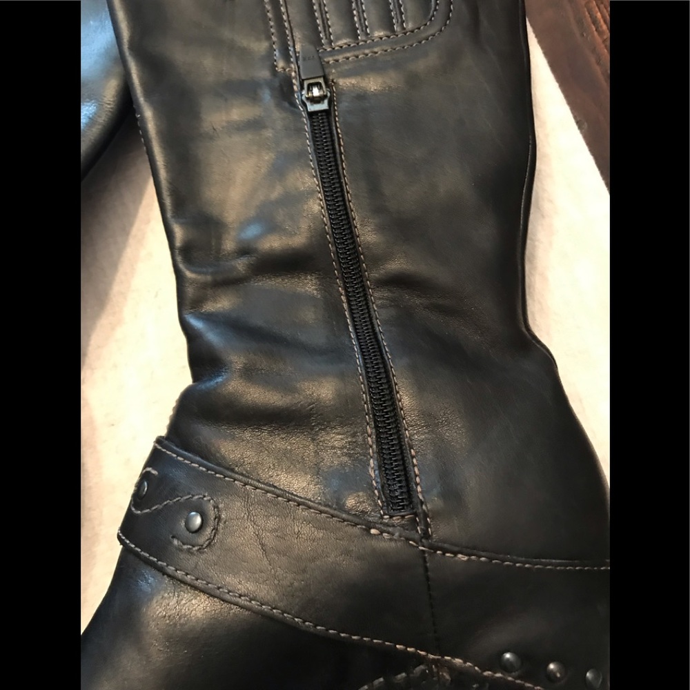 Dansko Rylan Boots - Picture 3 of 5